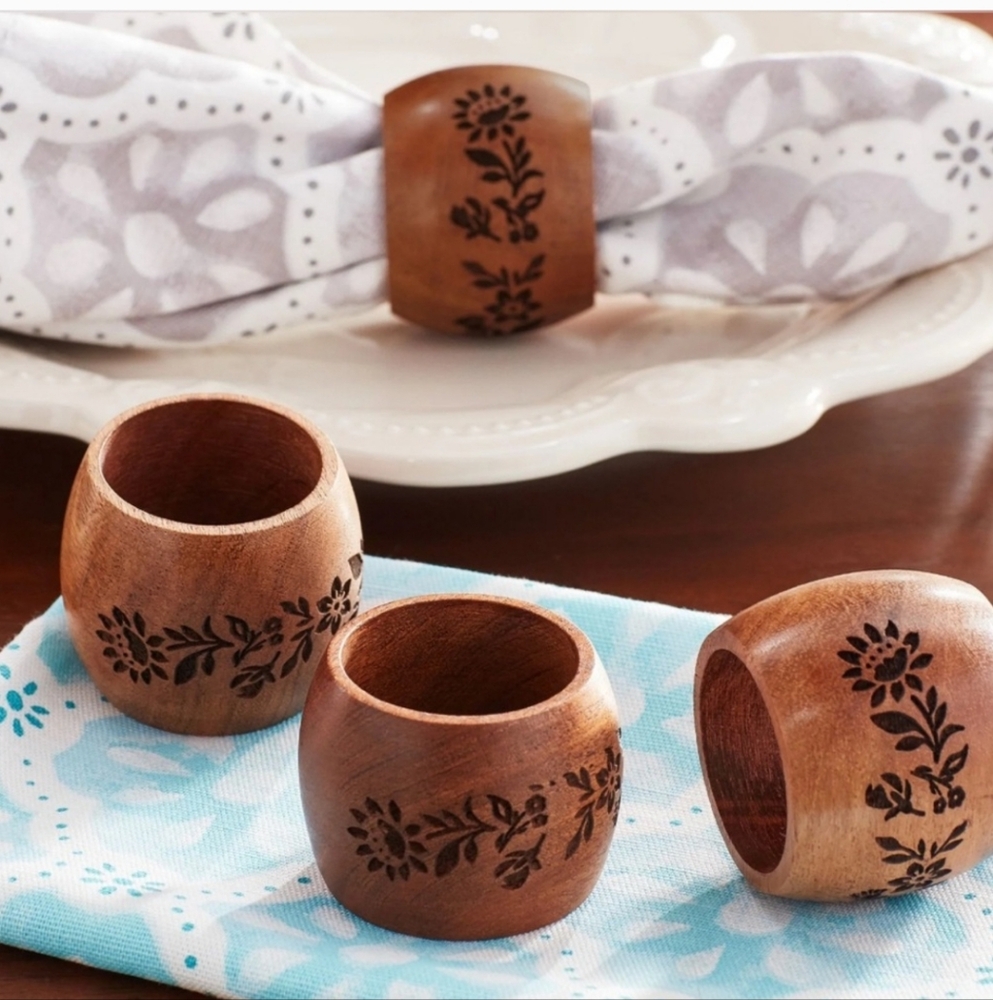 The Pioneer Woman Etched Wood Napkin Rings, Natural, 1.5" x 2", Set of 4